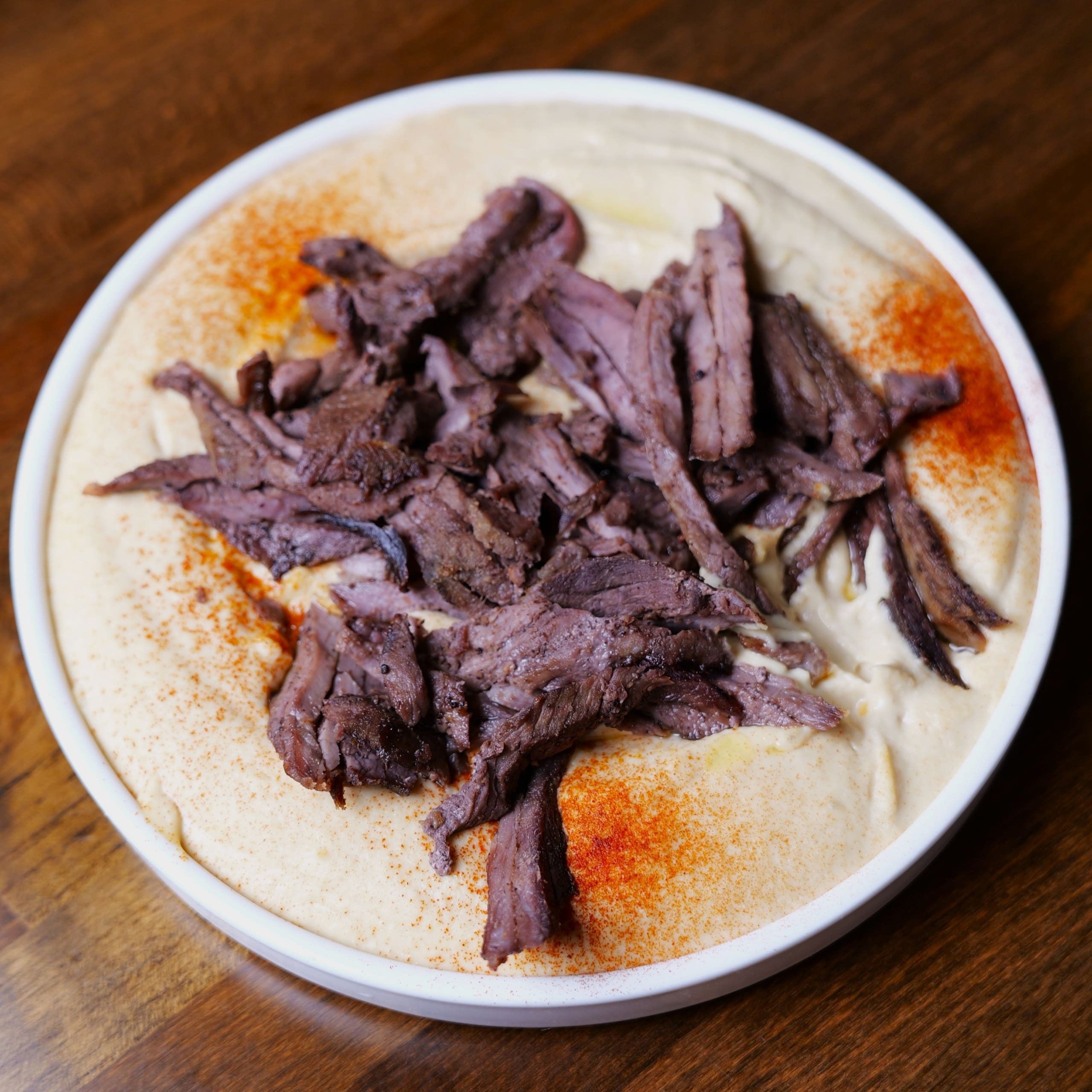HUMMUS W/ BEEF